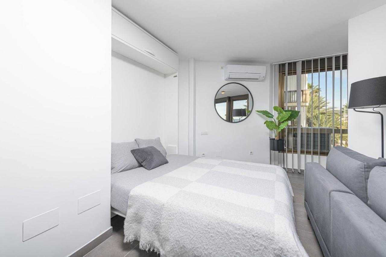 Mediterraneo Beach Apartment In Malaga By Solaga Holiday Homes Esterno foto
