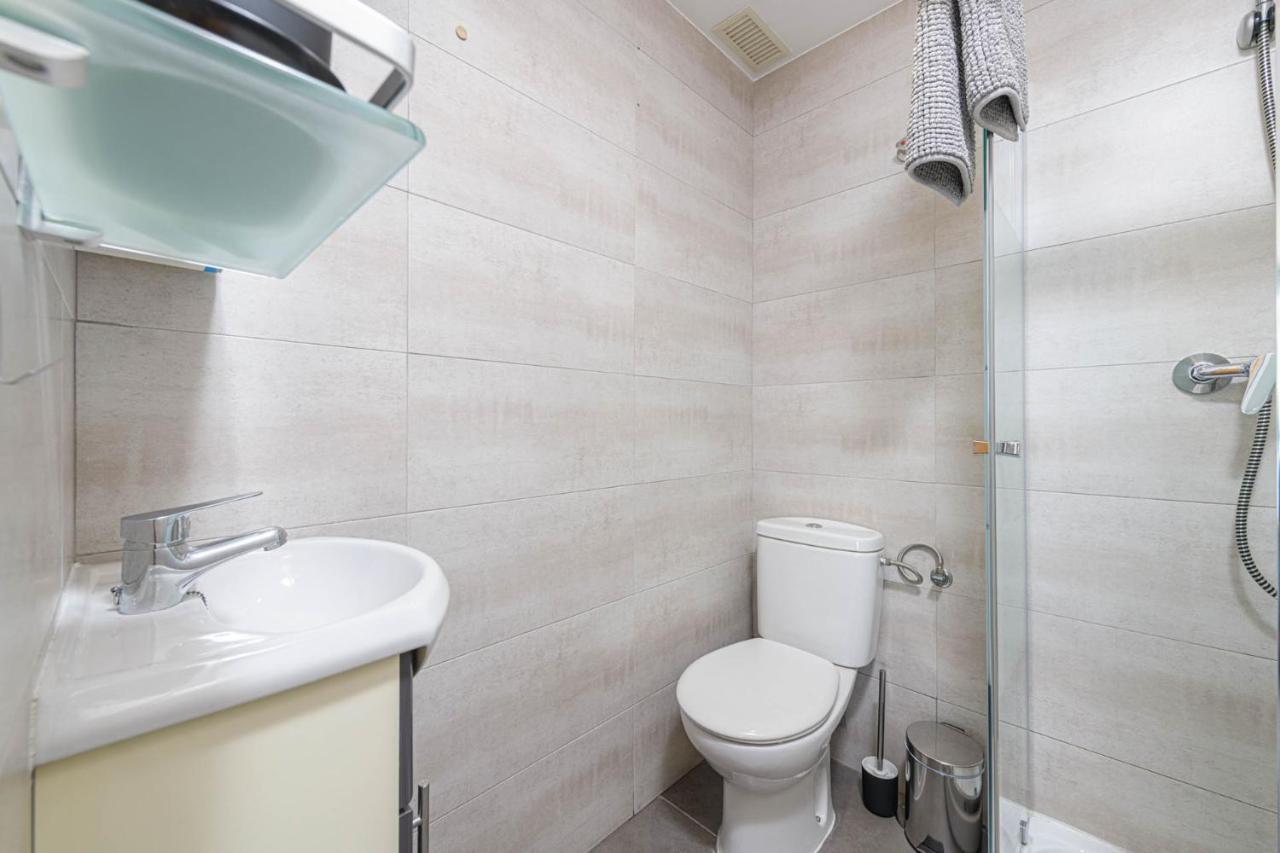 Mediterraneo Beach Apartment In Malaga By Solaga Holiday Homes Esterno foto
