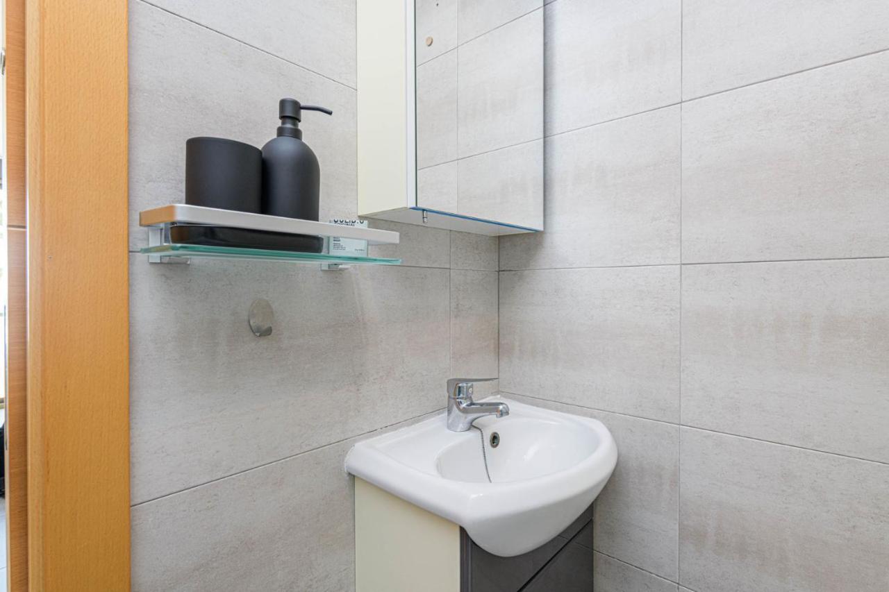 Mediterraneo Beach Apartment In Malaga By Solaga Holiday Homes Esterno foto